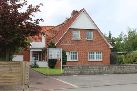 Facade/entrance, Street view