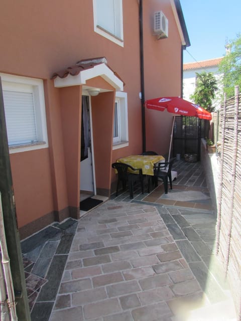 Balcony/Terrace, children, Family