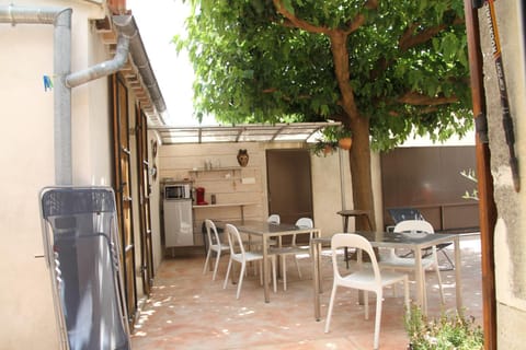 Patio, Day, View (from property/room), Kitchen or kitchenette, Dining area