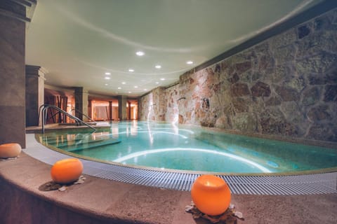 Spa and wellness centre/facilities, Swimming pool