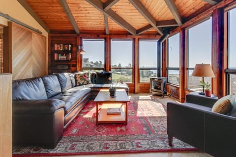 Sentinel Ridge House in Sonoma County