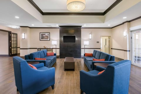 Comfort Inn & Suites Cedar Hill Duncanville Hotel in Texas