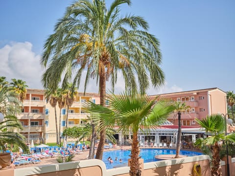 Pool view, Swimming pool