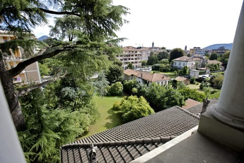 Balcony/Terrace, City view, Garden view