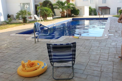 Pool view, Swimming pool, Swimming pool