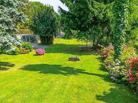 Garden, Garden view