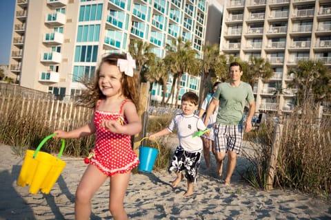 Facade/entrance, People, People, Beach, Family