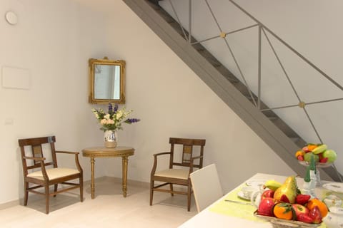 Palazzo d'Auria ApartHotel Appartement-Hotel in Naples