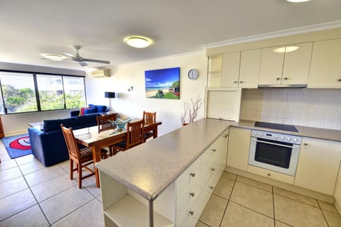 Bellardoo Holiday Apartments Condo in Sunshine Coast
