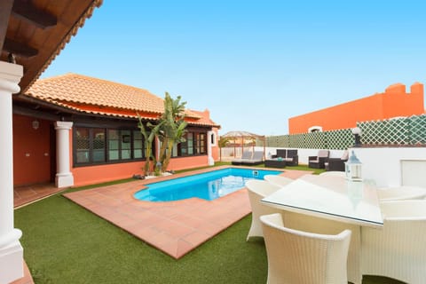 Garden, Balcony/Terrace, Swimming pool