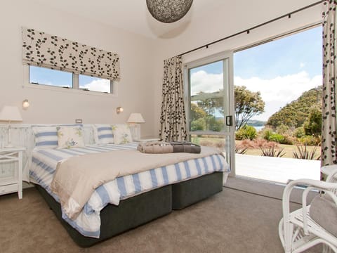 Bedroom, Sea view