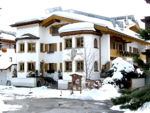 Property building, Winter