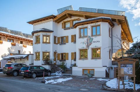 Property building, Spring