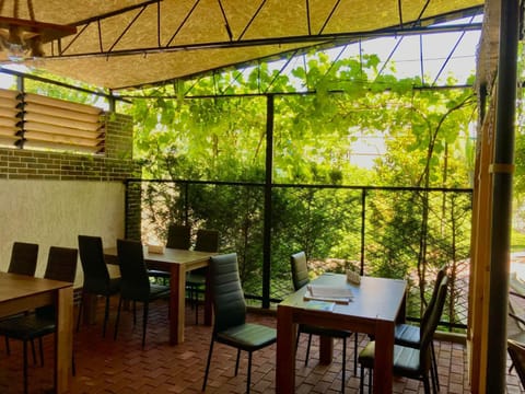 Dining area, Garden view