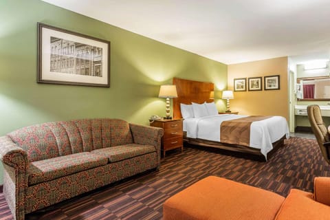 Quality Inn & Suites near Robins Air Force Base Hôtel in Warner Robins
