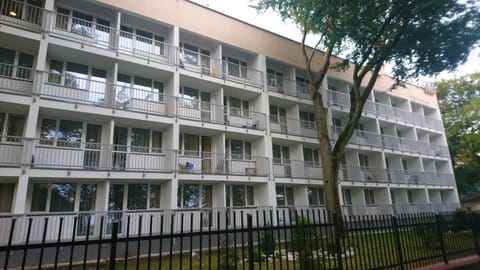 Property building, Facade/entrance, Balcony/Terrace