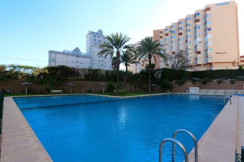 Apartment in Calpe with 3 bedrooms and 2 bathrooms. Condo in Calp