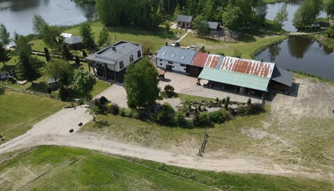 Property building, Day, Neighbourhood, Natural landscape, Bird's eye view, Lake view