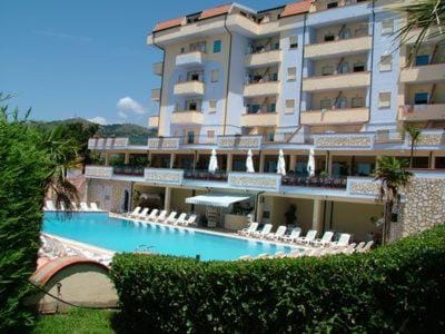 Panorama Residence Apartment hotel in Scalea