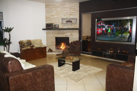 Communal lounge/ TV room, Winter