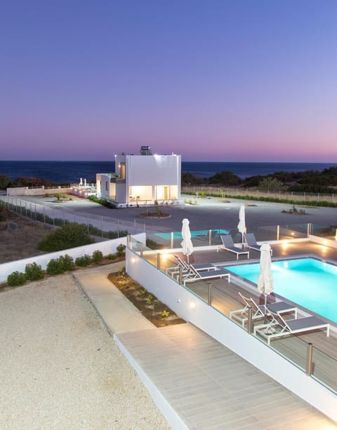 Pool view, Sea view