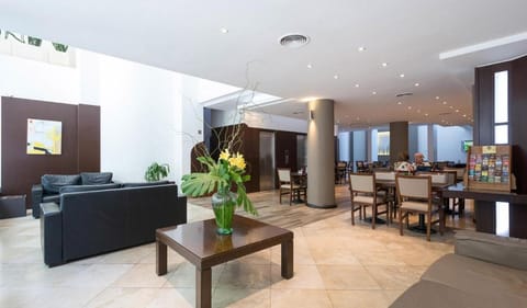 Urquiza Apart Hotel & Suites Appart-hôtel in Rosario