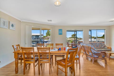 Green Reef Beach House - Aldinga Beach - C21 SouthCoast Holidays Maison in Adelaide