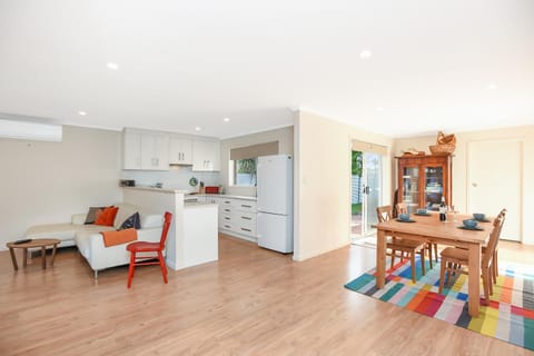 Rosie's - Port Willunga - C21 SouthCoast Holidays House in Adelaide