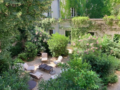 Le Clos Saluces Bed and Breakfast in Avignon