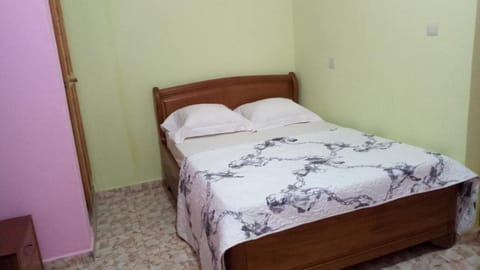 Maison Rose Appartement-Hotel in Douala