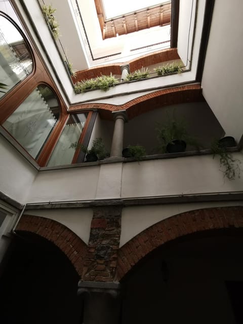 Patio, Decorative detail