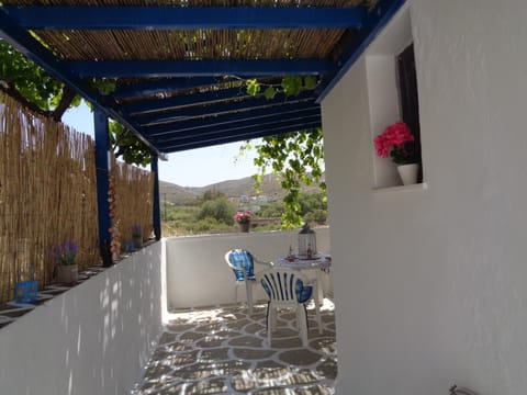 Loutra House Kythnos Country House in Kea-Kythnos
