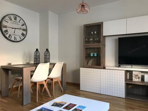 Alojamiento La Rosaleda Condo in Ponferrada