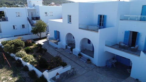 Eleana Studios Apartment hotel in Paros, Greece