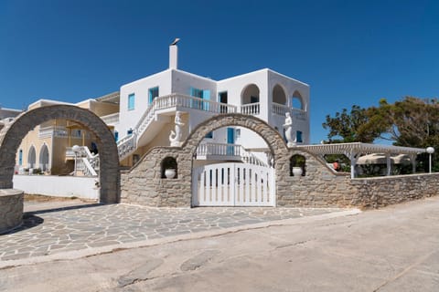 Eleana Studios Apartment hotel in Paros, Greece