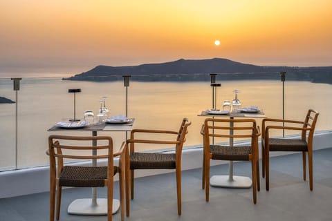 Ira Hotel & Spa - Adults Only Hotel in Thera