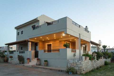 Luxury Maisonette Afro Haus in Crete