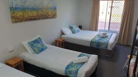 Aqua Villa Holiday Apartments Condo in Coffs Harbour