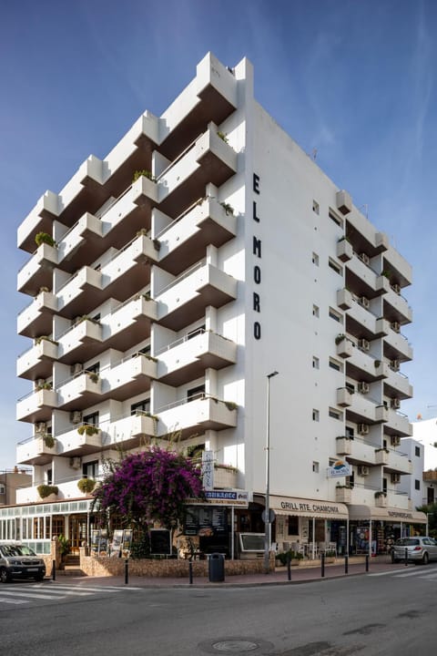Apartamentos El Moro Condo in Sant Antoni Portmany