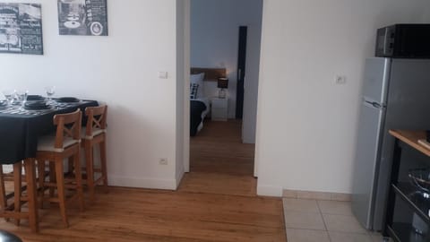 Apt 6 du Temple 2 chambres & Parking Appartement in Cambrai