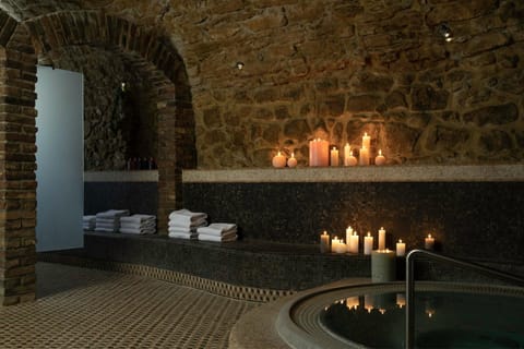 Hot Tub, Spa and wellness centre/facilities, Spa and wellness centre/facilities