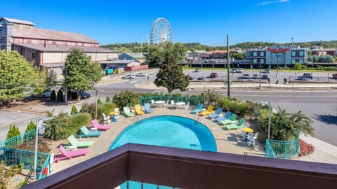 Balcony/Terrace, Pool view