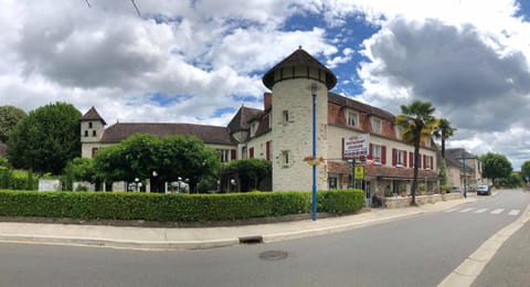 Logis Hotel Grangier Hotel in Occitanie