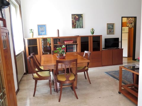 Sveva Apartment in Stresa