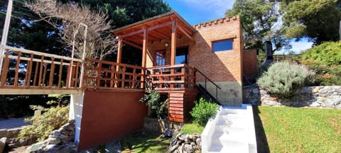 Property building, Spring, Day, Garden view