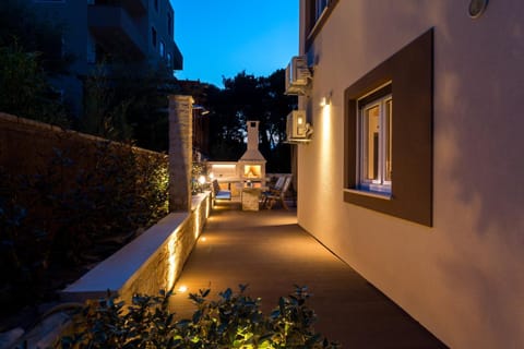 Patio, BBQ facilities, Balcony/Terrace