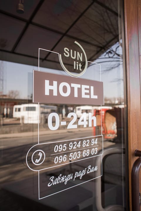 Sunlit Hotel in Lviv Oblast