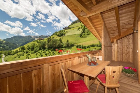 Day, Natural landscape, Summer, View (from property/room), Balcony/Terrace, Seating area, Mountain view