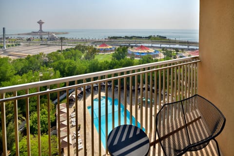 View (from property/room), Balcony/Terrace, Pool view, Sea view