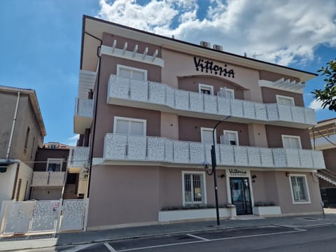 Residence Vittoria Apartment hotel in Alba Adriatica